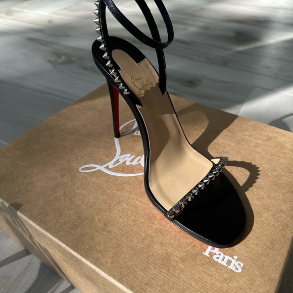 Christian Louboutin So Me 100 Leather Heel (37) - Picture 6 of 15